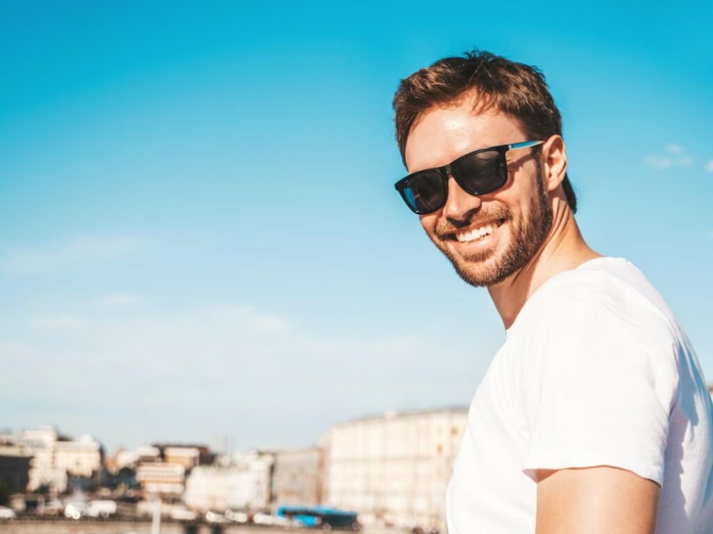Lunettes de soleil opticienne a domicile - lunettes-de-soleil